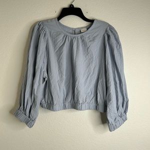 Women’s Size XL Wide Sleeves (about 14”) Top